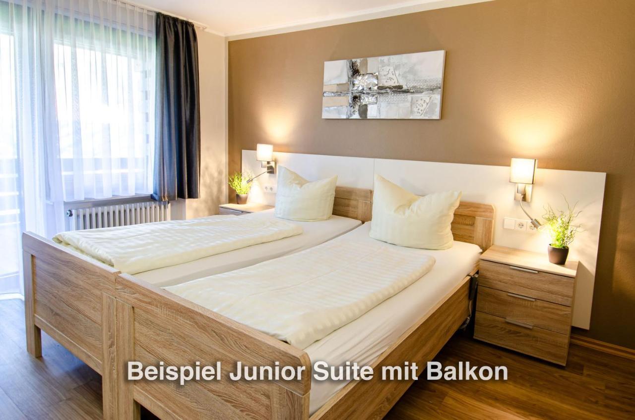 Kurgarten-Hotel Волфах Екстериор снимка
