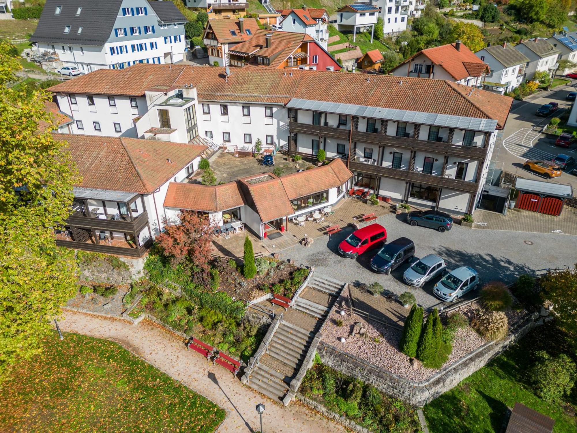 Kurgarten-Hotel Волфах Екстериор снимка